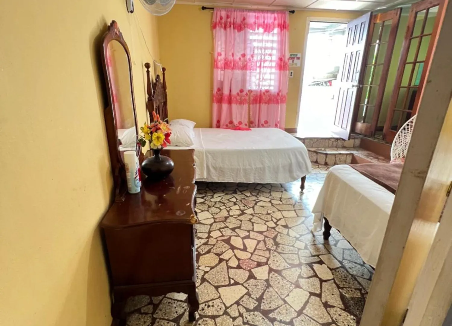 Pensionat Cozy Family Inn Port Antonio